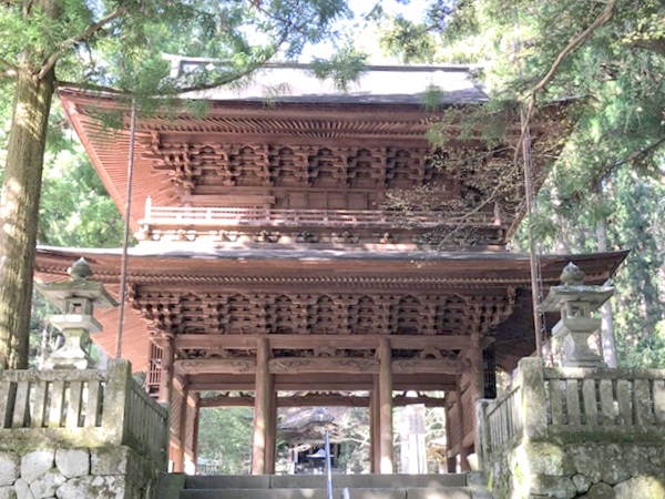 光前寺の三門