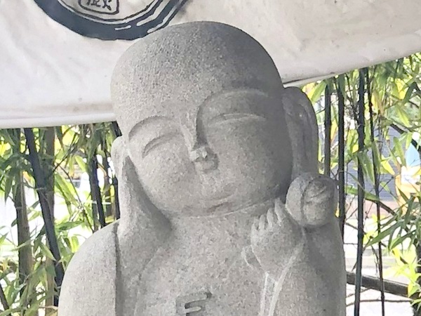ぴんころ地蔵のアップ