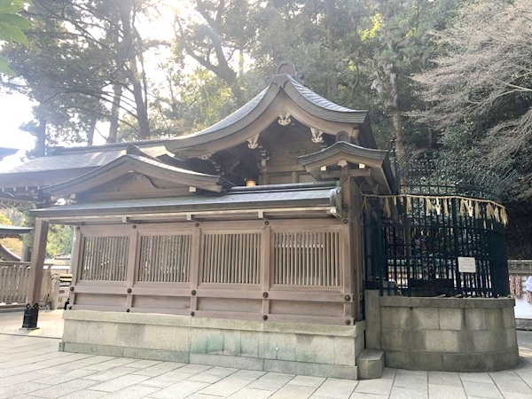 清荒神清澄寺の護法堂全体を横から